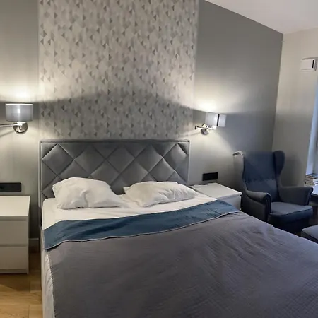 Apart شقة وارسو